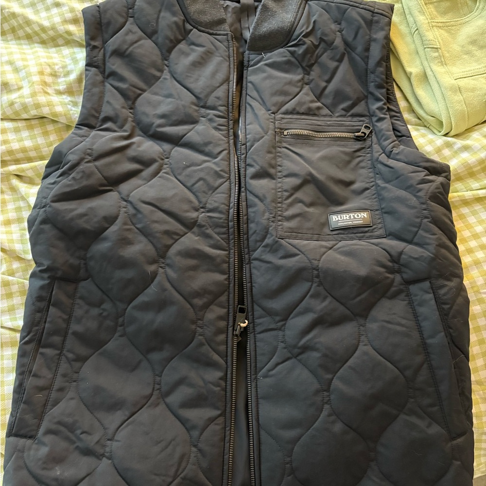 Burton Men's Quilted Dark Gray Vest